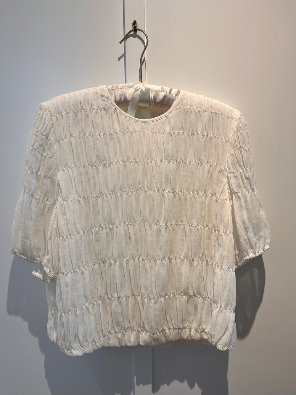 AYR White Smocked Short Sleeve Top size M never worn - Picture 2 of 5